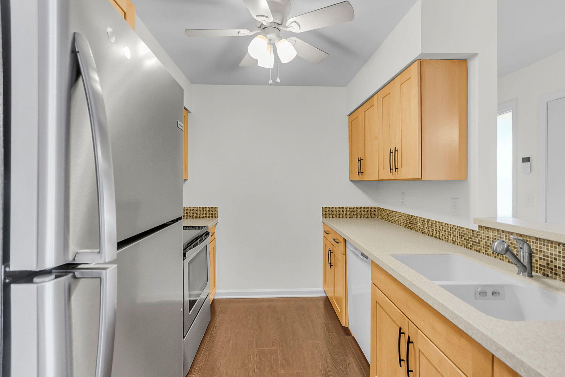 1054 Anna Knapp Boulevard Photo 15