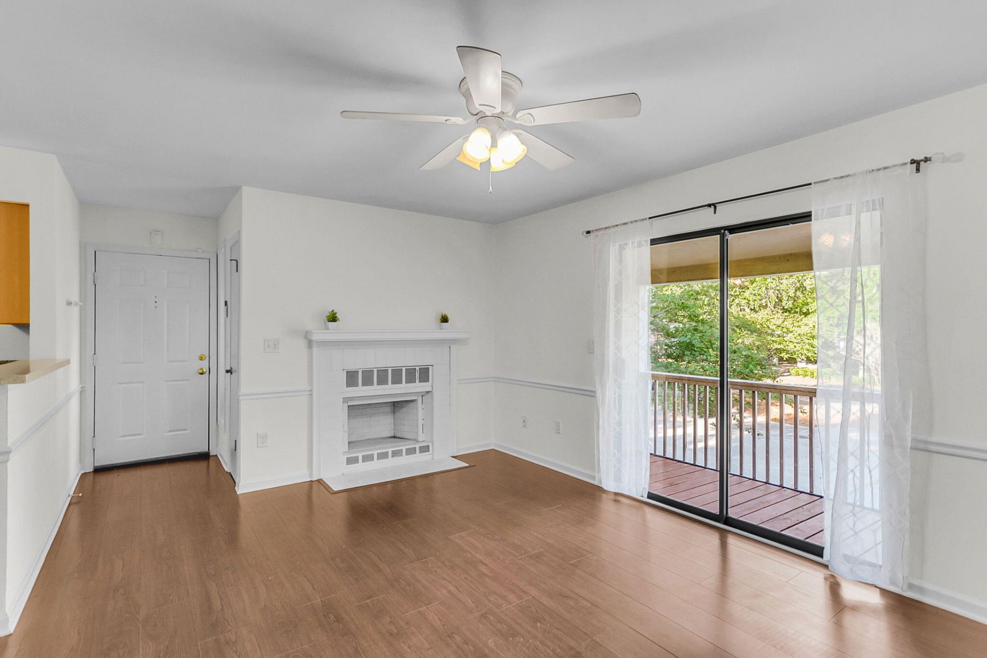 1054 Anna Knapp Boulevard Photo 18