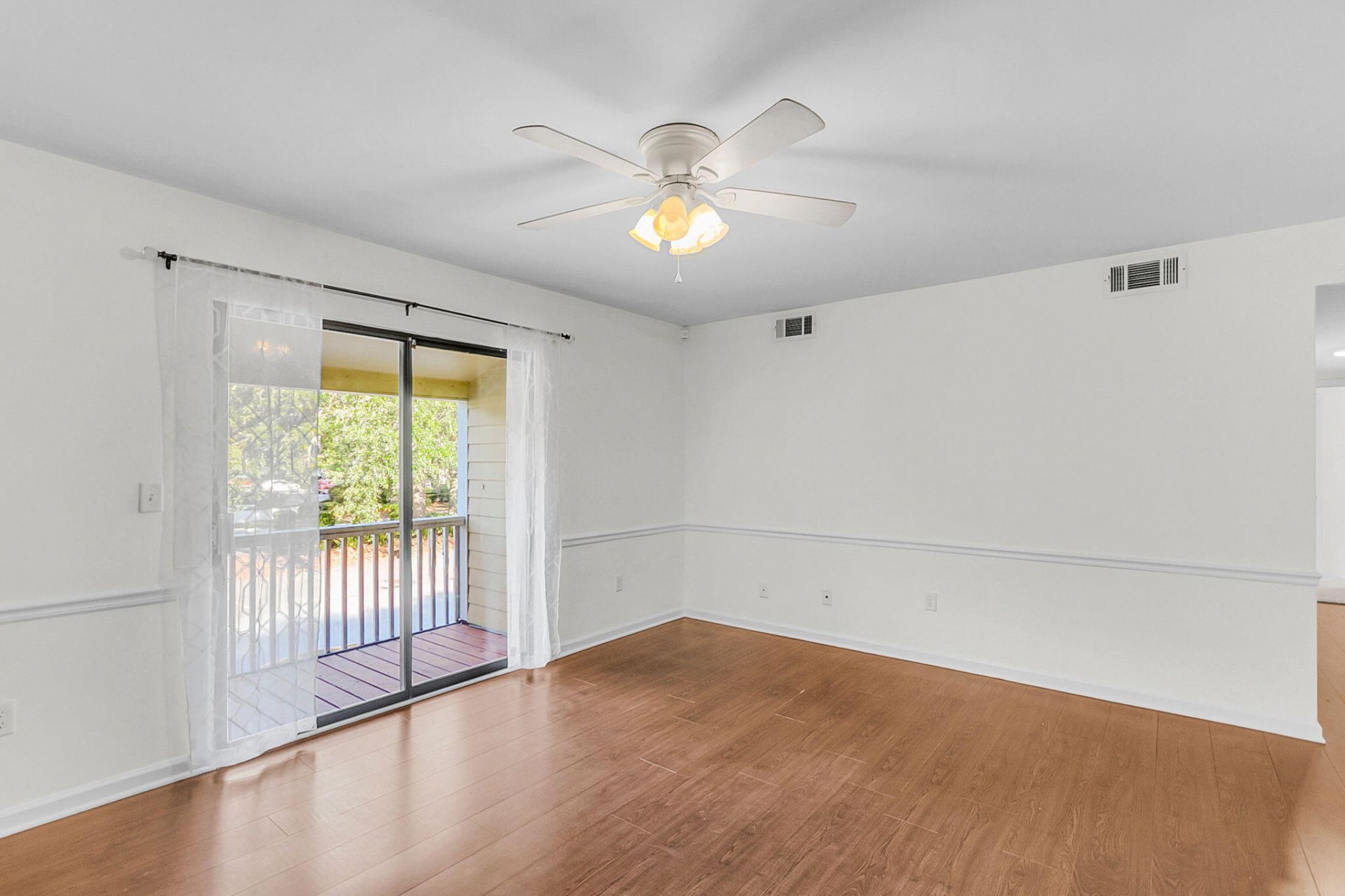 1054 Anna Knapp Boulevard Photo 21