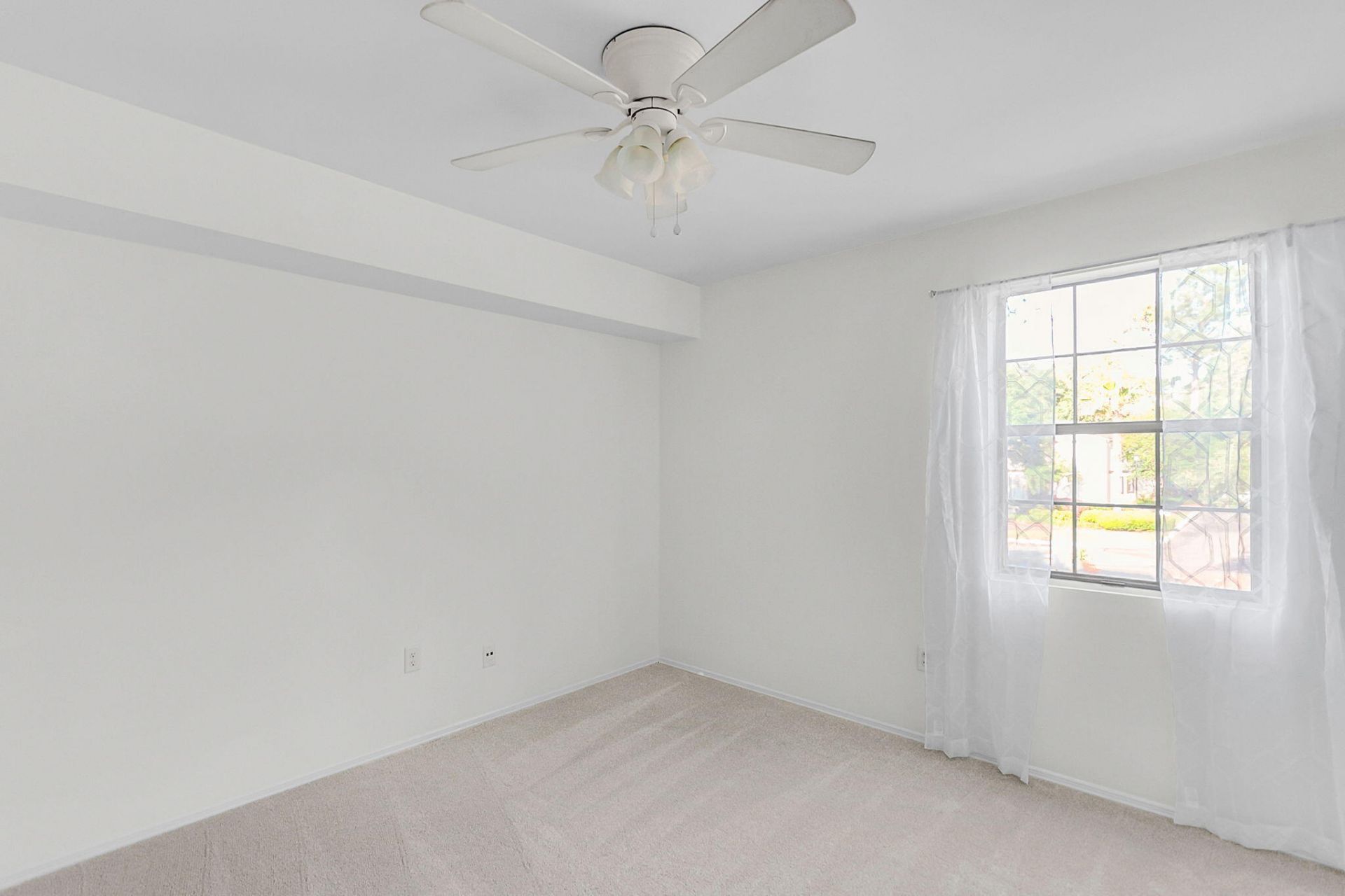 1054 Anna Knapp Boulevard Photo 30