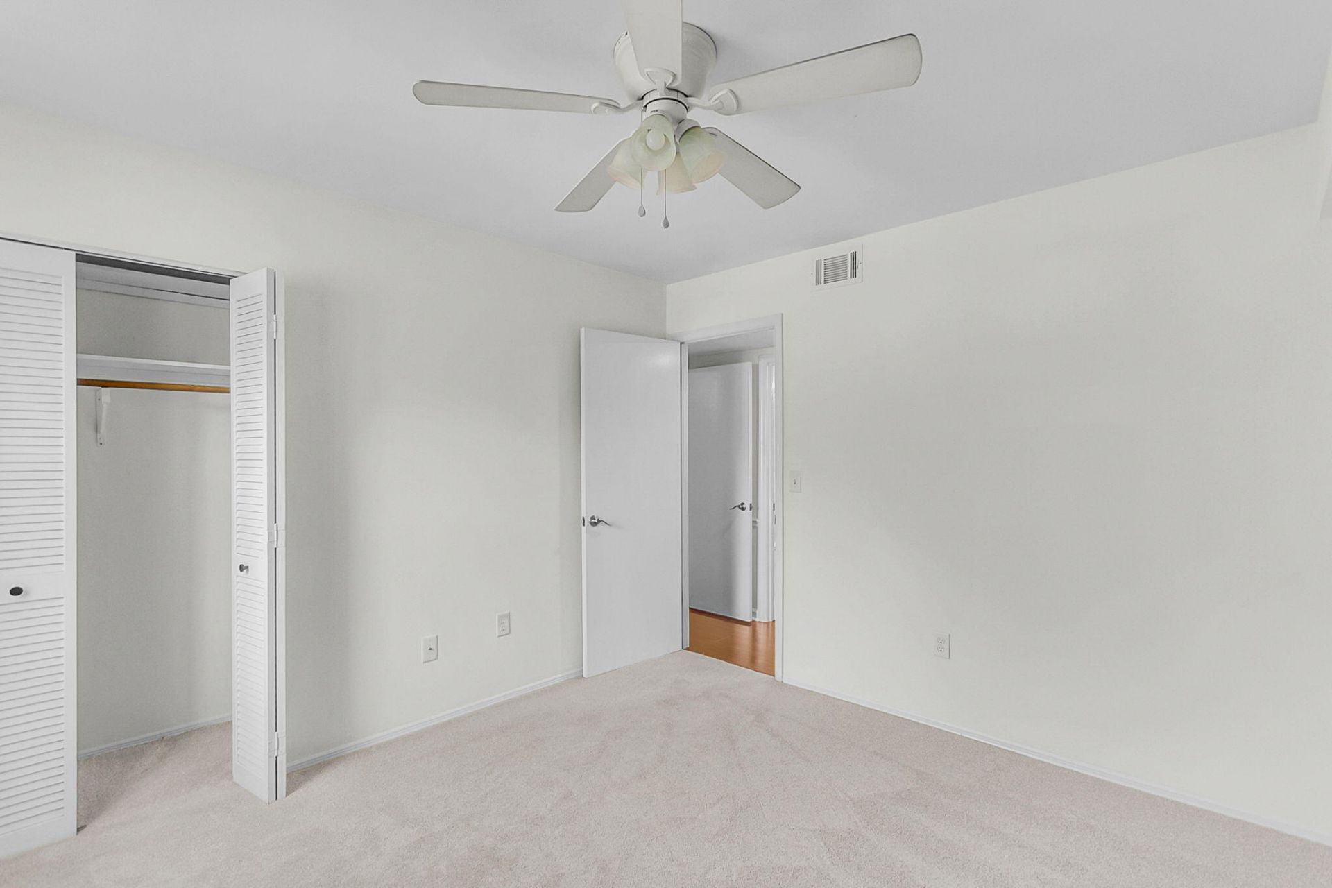 1054 Anna Knapp Boulevard Photo 31