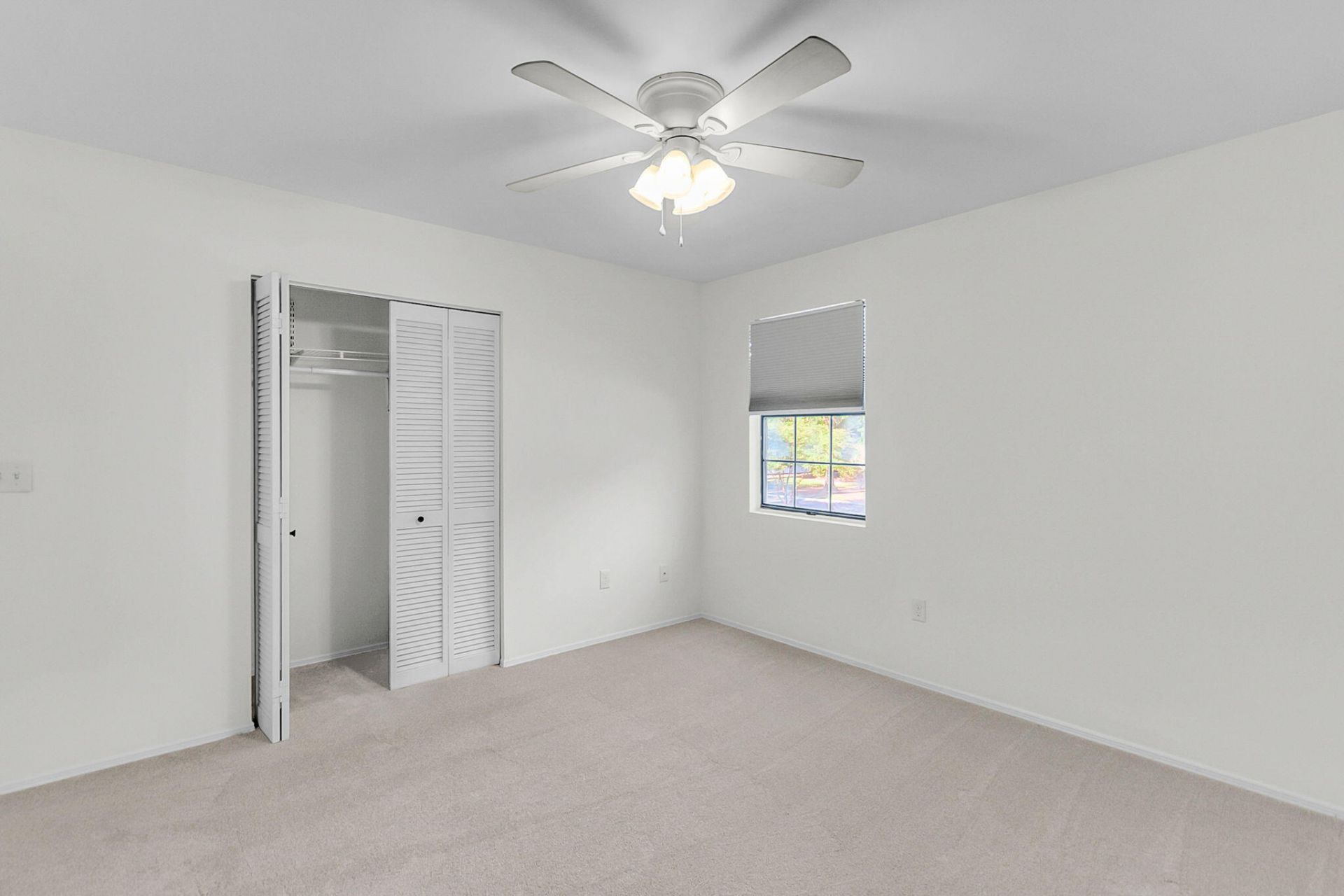 1054 Anna Knapp Boulevard Photo 36