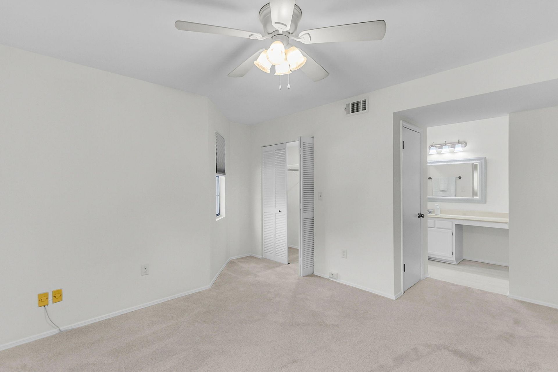 1054 Anna Knapp Boulevard Photo 38