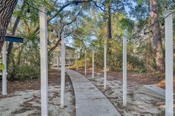 1054 Anna Knapp Boulevard photo 4