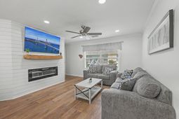 341 W Coleman Boulevard photo 4