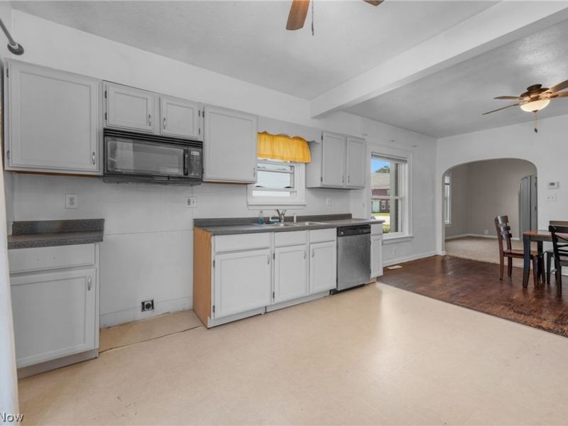 1244 W Erie Avenue, Lorain, OH 44052 Photo 19