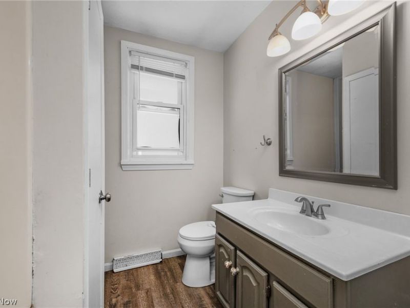 1244 W Erie Avenue, Lorain, OH 44052 Photo 22