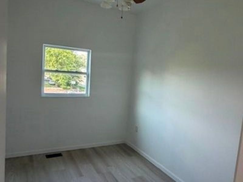 1358 SE Belvedere, Warren, OH 44484 Photo 9