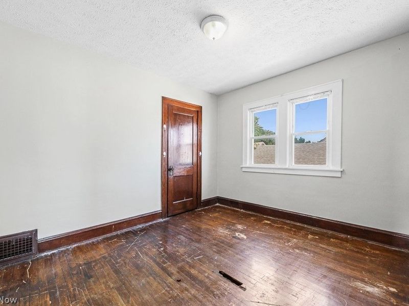 3477 Berea Road, Cleveland, OH 44111 Photo 24