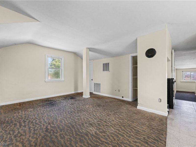 3477 Berea Road, Cleveland, OH 44111 Photo 33