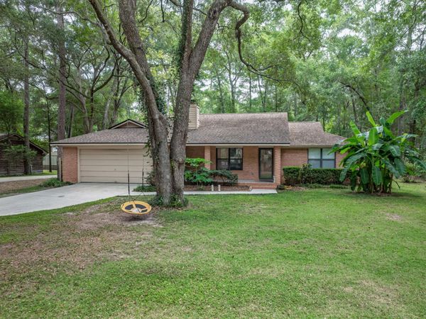 1792 Folkstone Road, Tallahassee, FL 32312