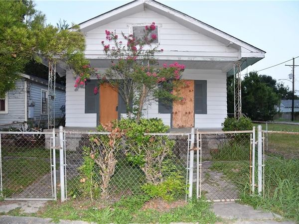 1336 ELMIRA Avenue, New Orleans, LA 70114