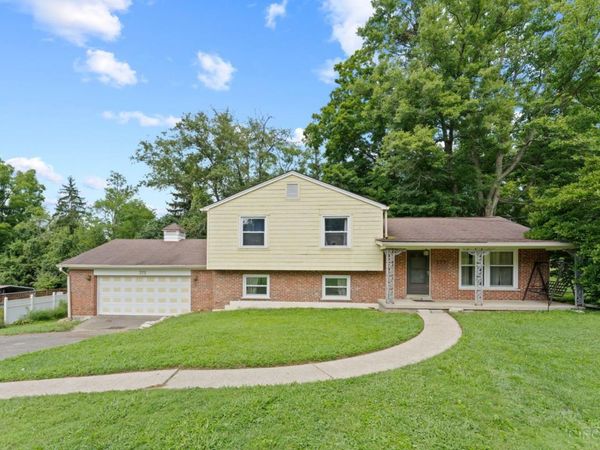 375 Woodside, Batavia, OH 45103