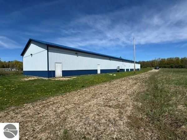 2359 Coolidge Road, Barryton, MI 49305
