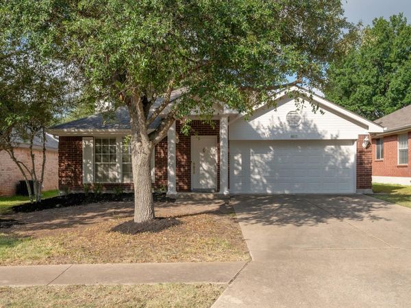 8517 Bobcat DR, Round Rock, TX 78681