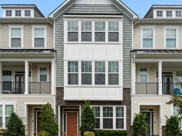 1422 Independence Boulevard , Newport News, VA 23608