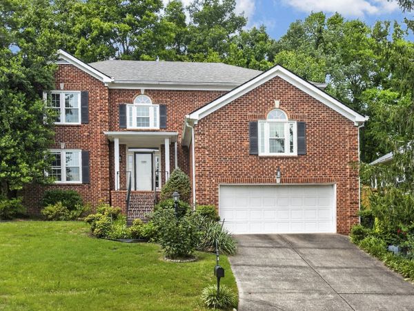 1544 Eller Dr, Nashville, TN 37221