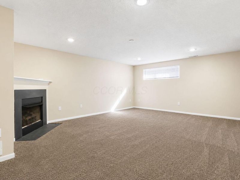 1083 Shady Lake Drive , Columbus, OH 43228 Photo 28