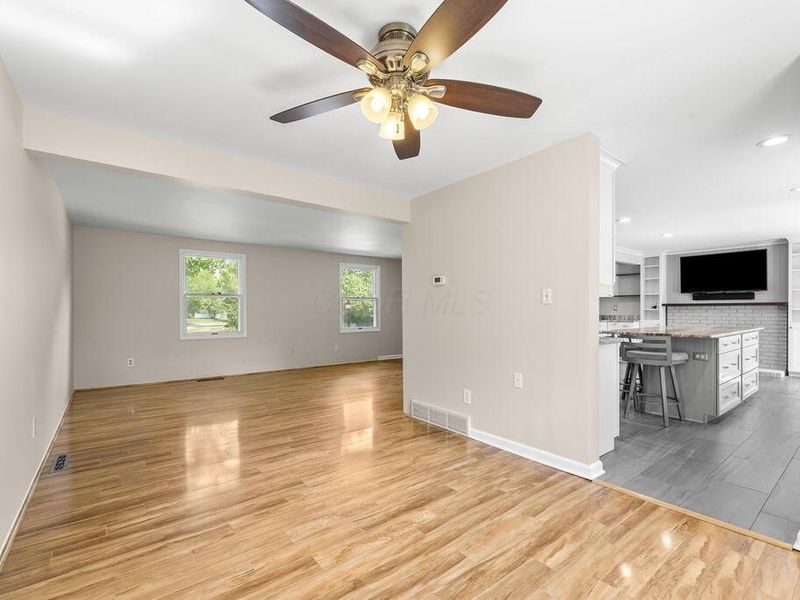 719 Timberlake Drive, Westerville, OH 43081 Photo 12