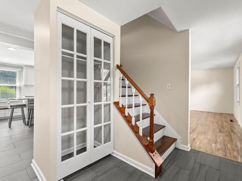 719 Timberlake Drive, Westerville, OH 43081 Photo 5
