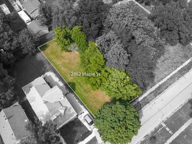 2862 Maple Street, Omaha, NE 68111