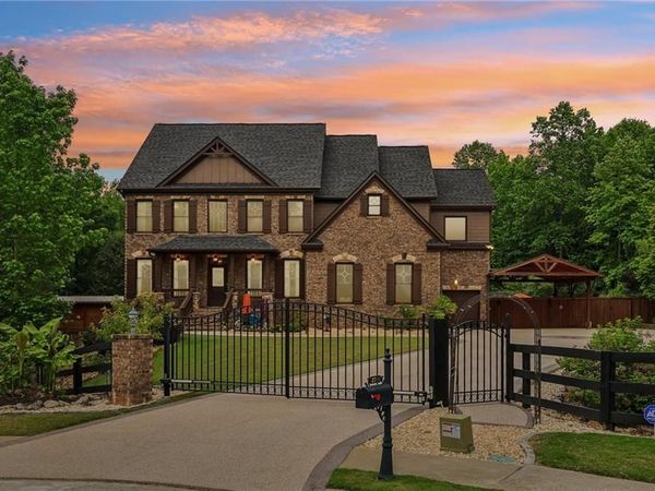 3769 Tupelo Trail , Auburn, GA 30011