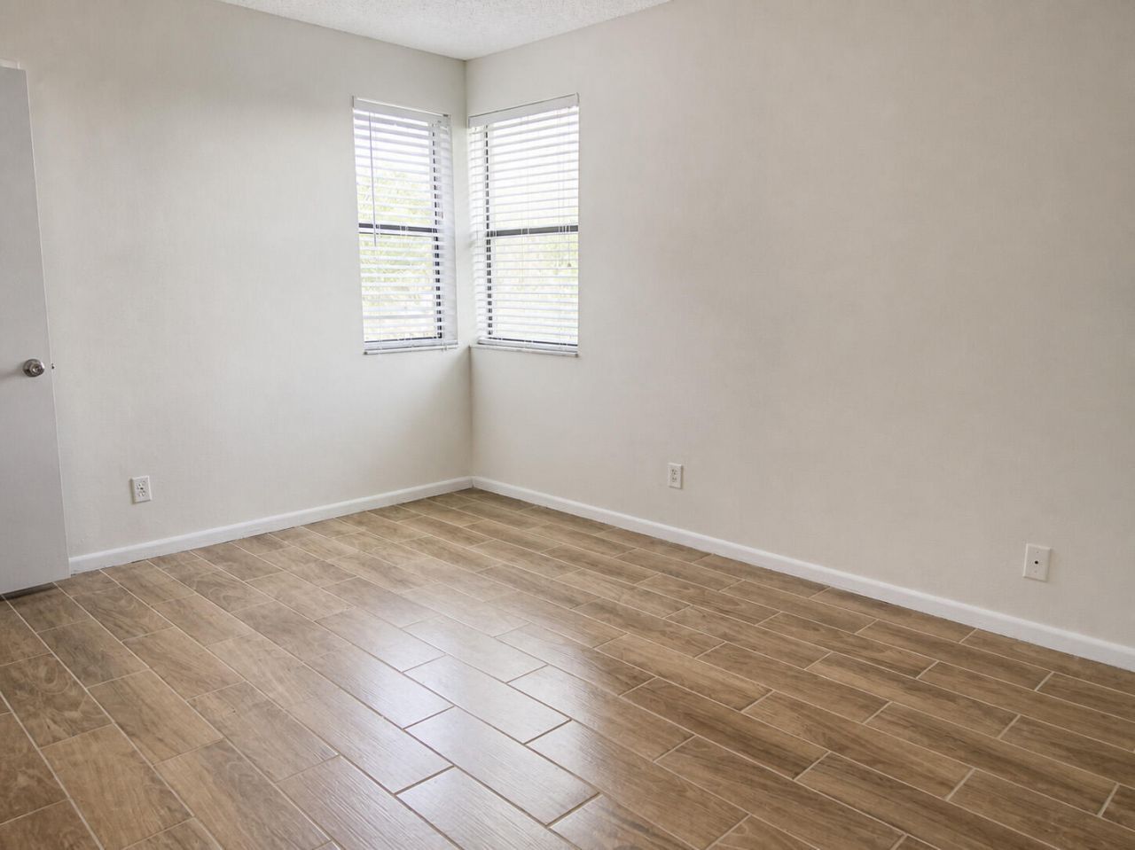7260 Woodmont Terrace, Unit 203, Tamarac, FL 33321 Photo