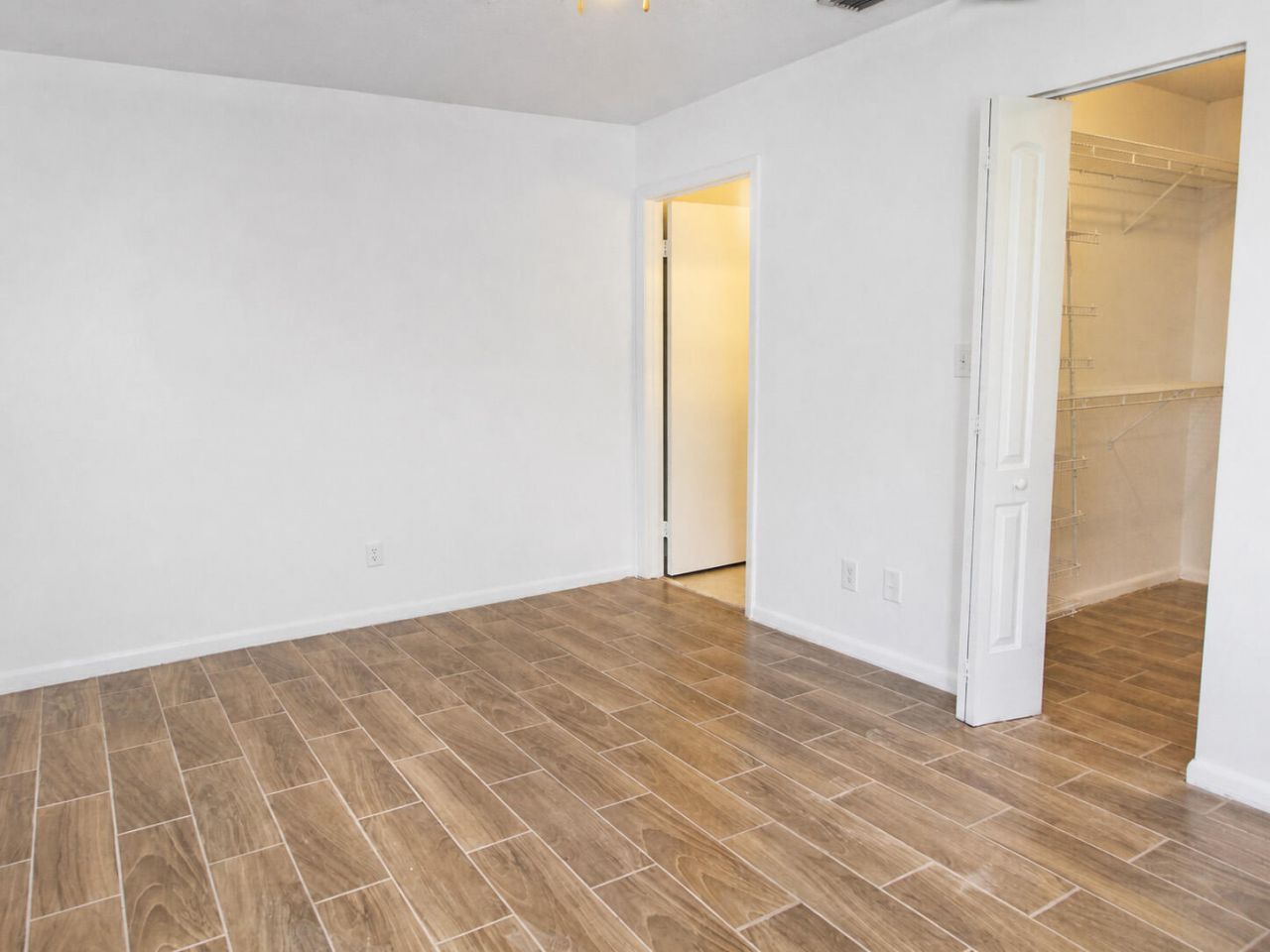 7260 Woodmont Terrace, Unit 203, Tamarac, FL 33321 Photo