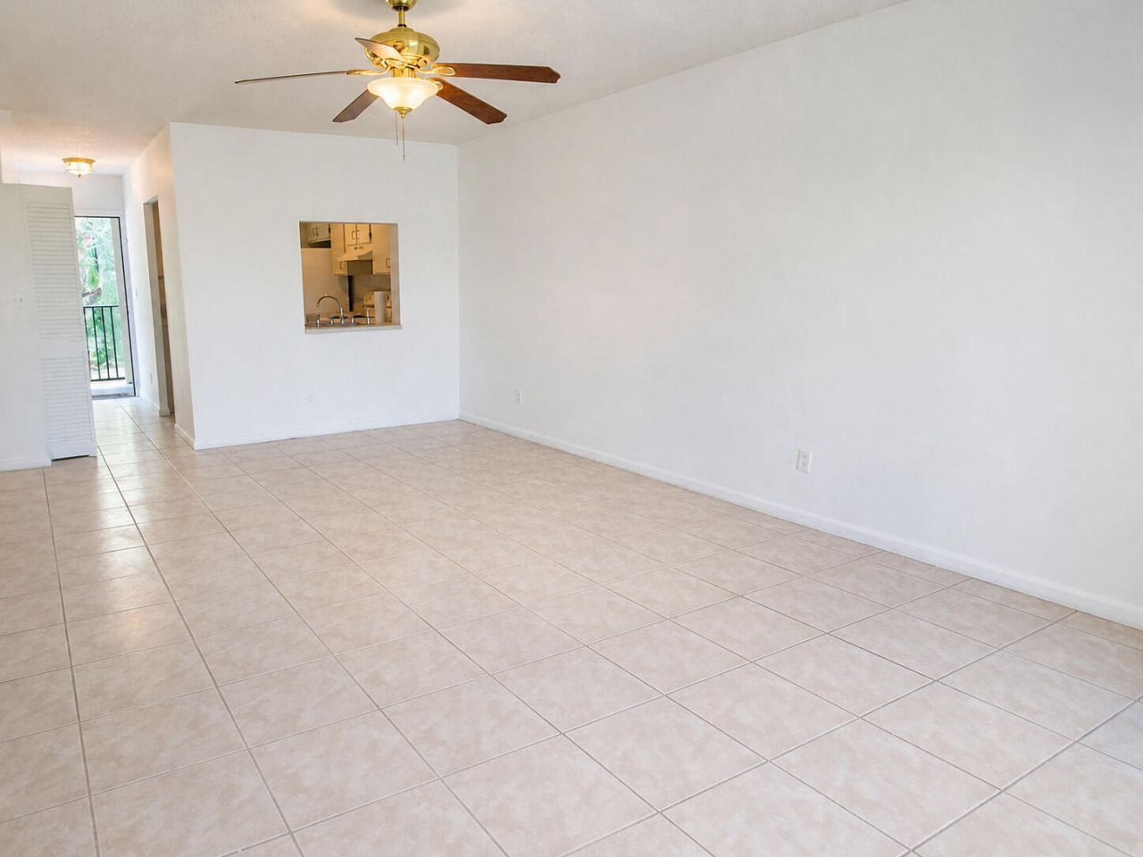 7260 Woodmont Terrace, Unit 203, Tamarac, FL 33321 Photo