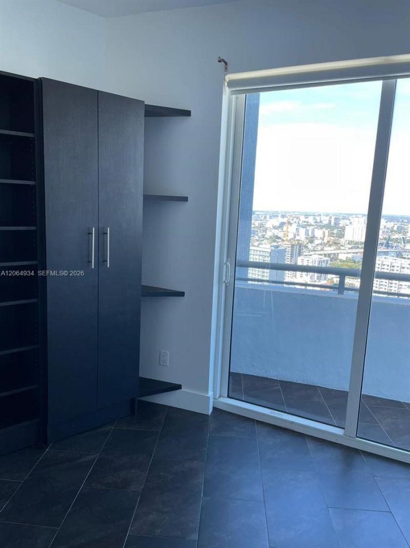 60 SW 13th St , Unit 3426, Miami, FL 33130 Photo