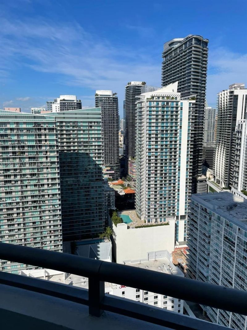 60 SW 13th St , Unit 3426, Miami, FL 33130 Photo