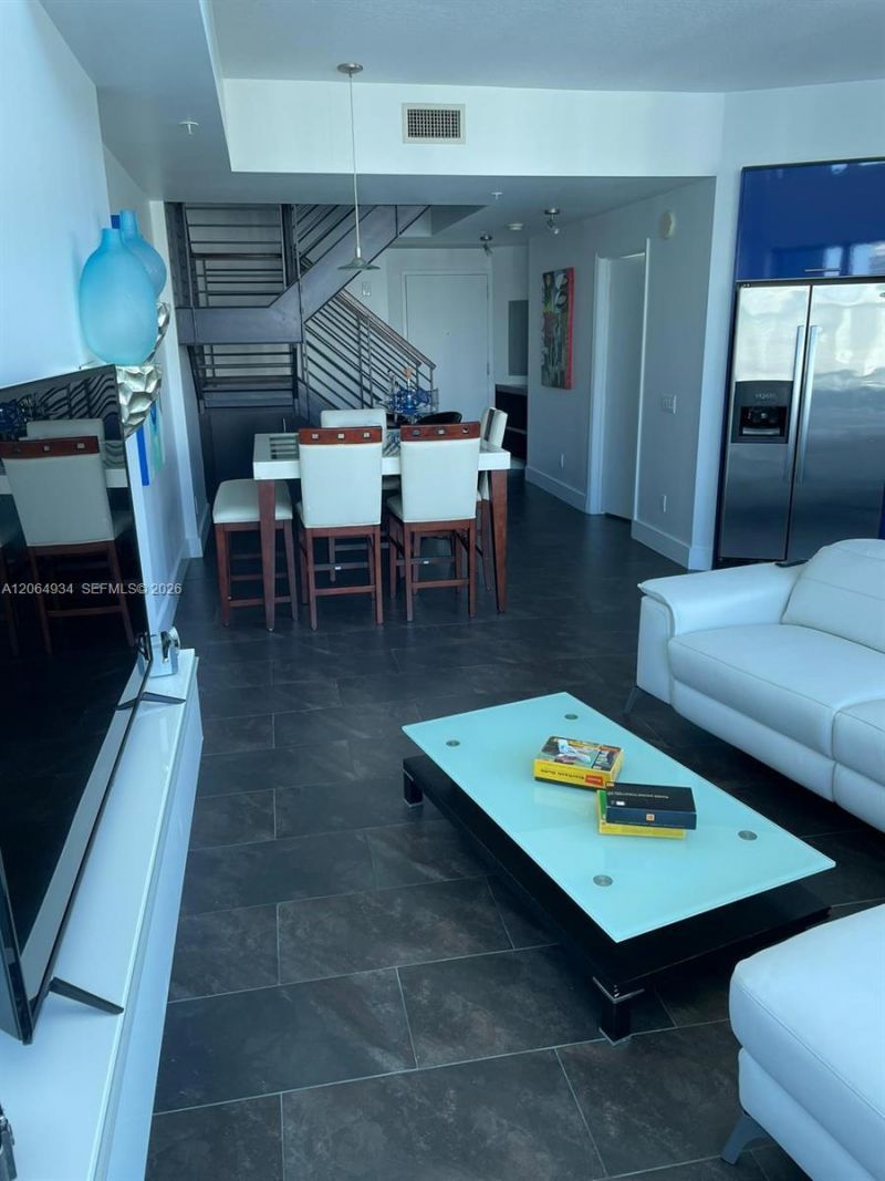 60 SW 13th St , Unit 3426, Miami, FL 33130 Photo