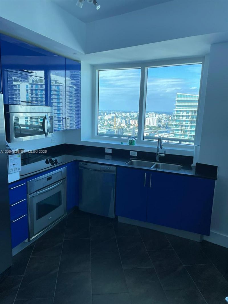 60 SW 13th St , Unit 3426, Miami, FL 33130 Photo