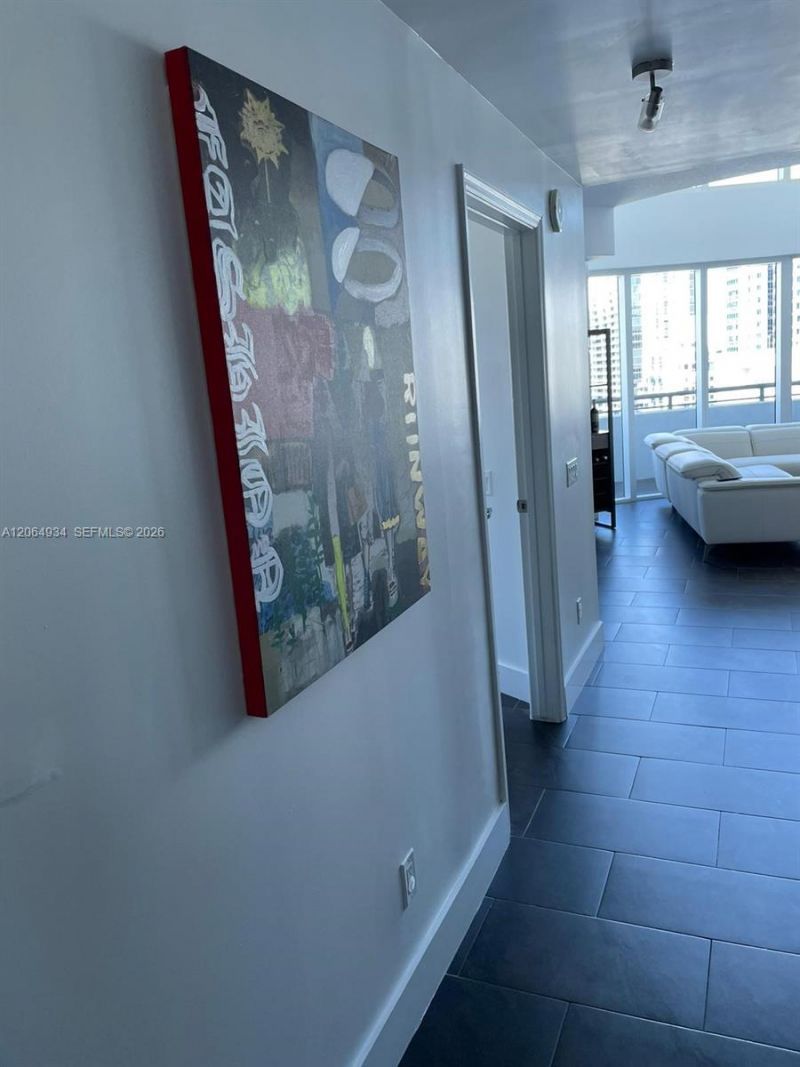 60 SW 13th St , Unit 3426, Miami, FL 33130 Photo