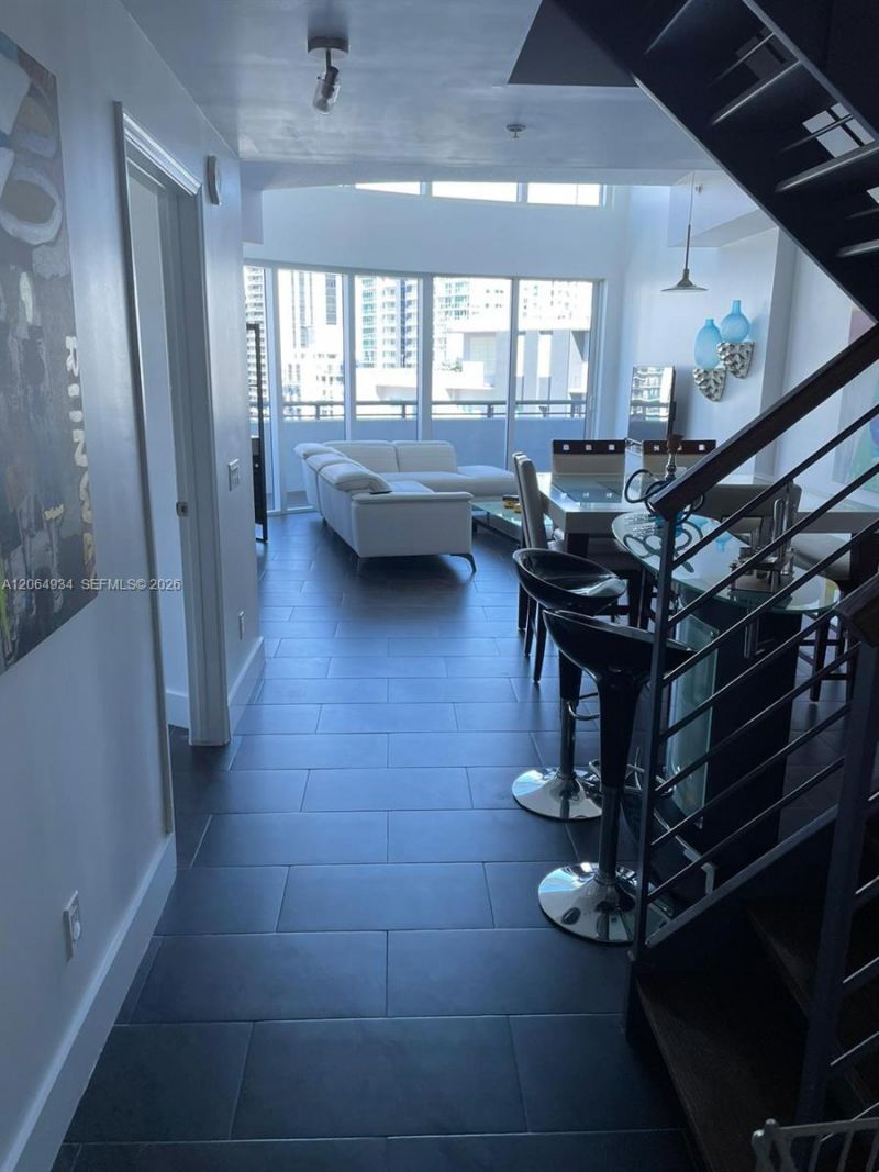 60 SW 13th St , Unit 3426, Miami, FL 33130 Photo