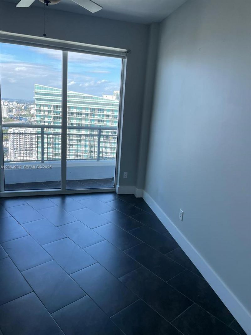 60 SW 13th St , Unit 3426, Miami, FL 33130 Photo