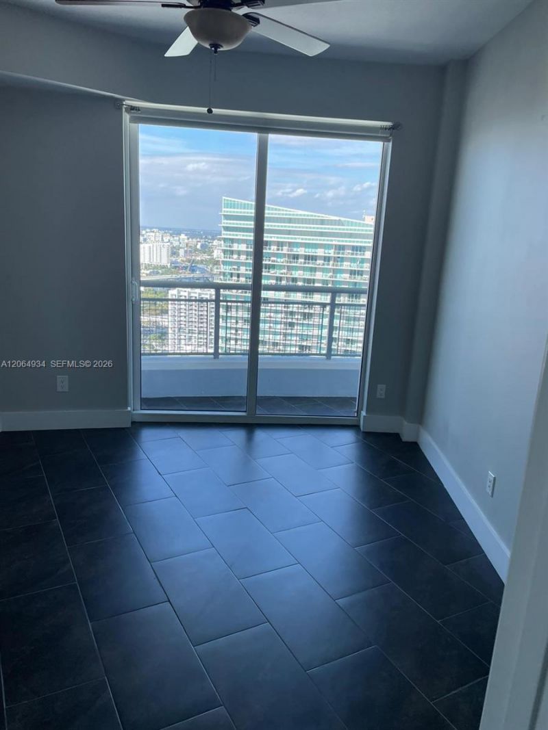 60 SW 13th St , Unit 3426, Miami, FL 33130 Photo