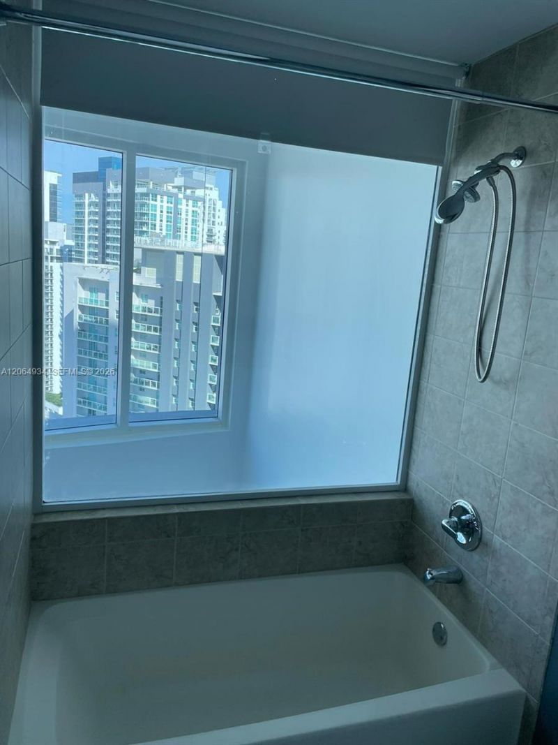 60 SW 13th St , Unit 3426, Miami, FL 33130 Photo