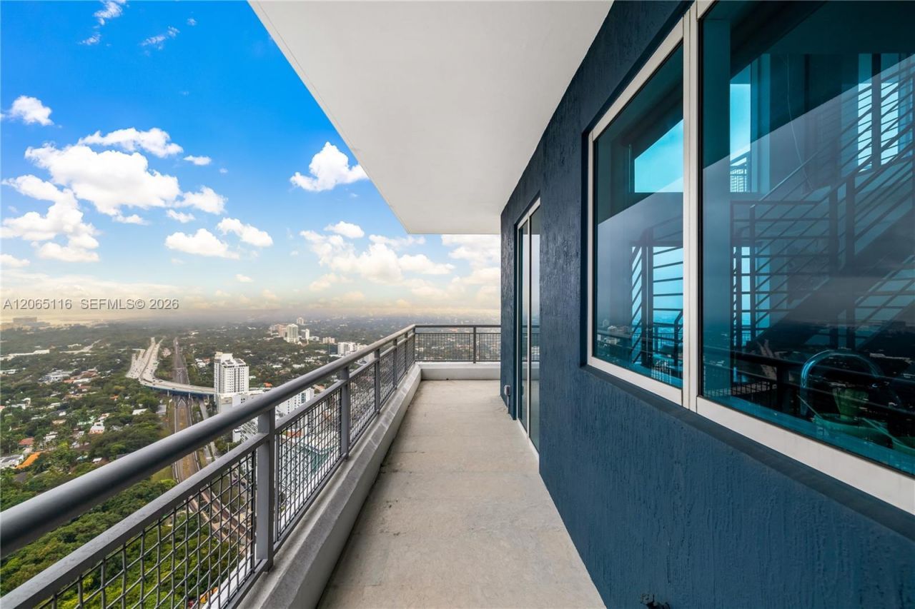 60 SW 13th St , Unit 4001, Miami, FL 33130 Photo