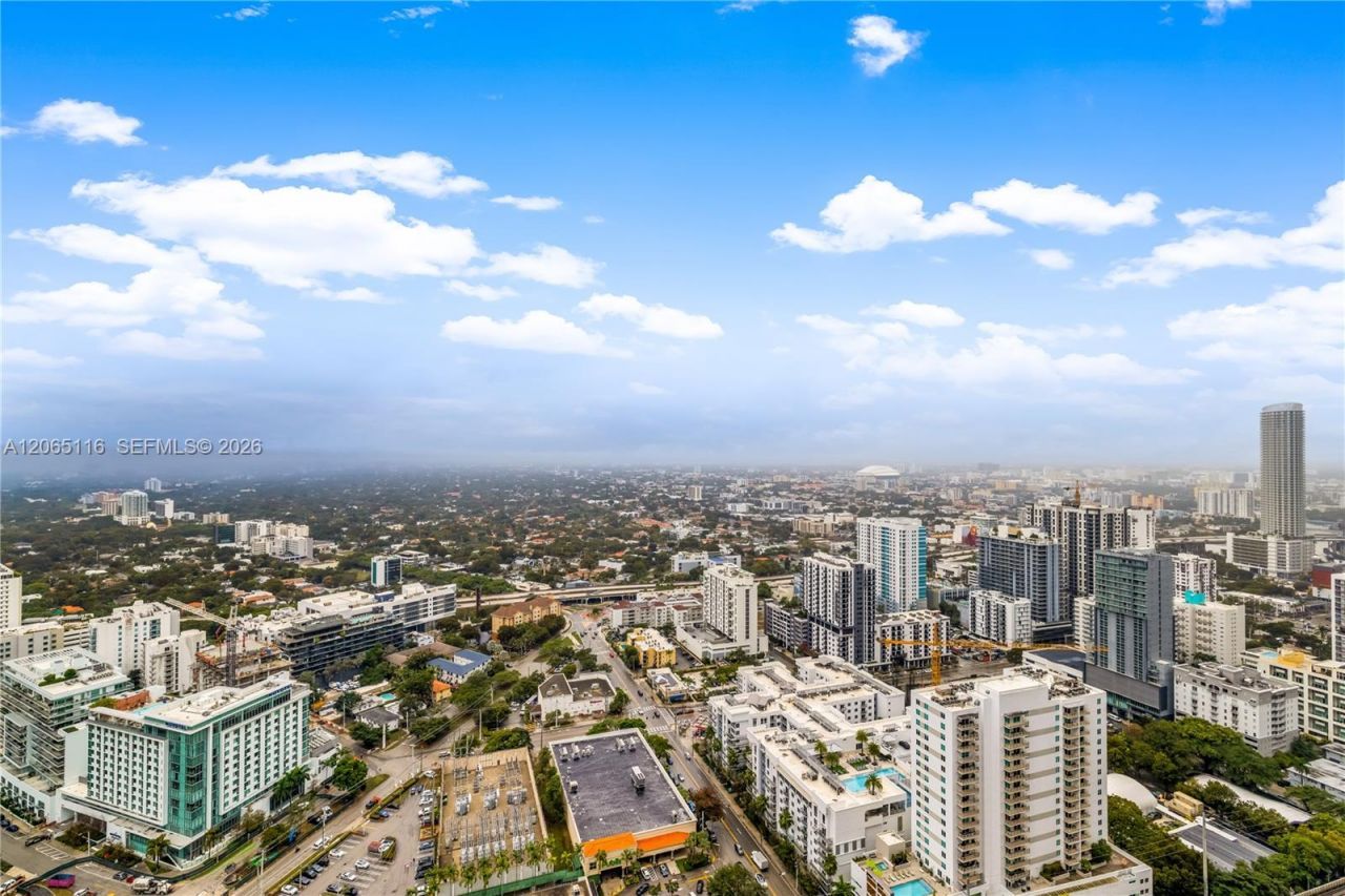 60 SW 13th St , Unit 4001, Miami, FL 33130 Photo