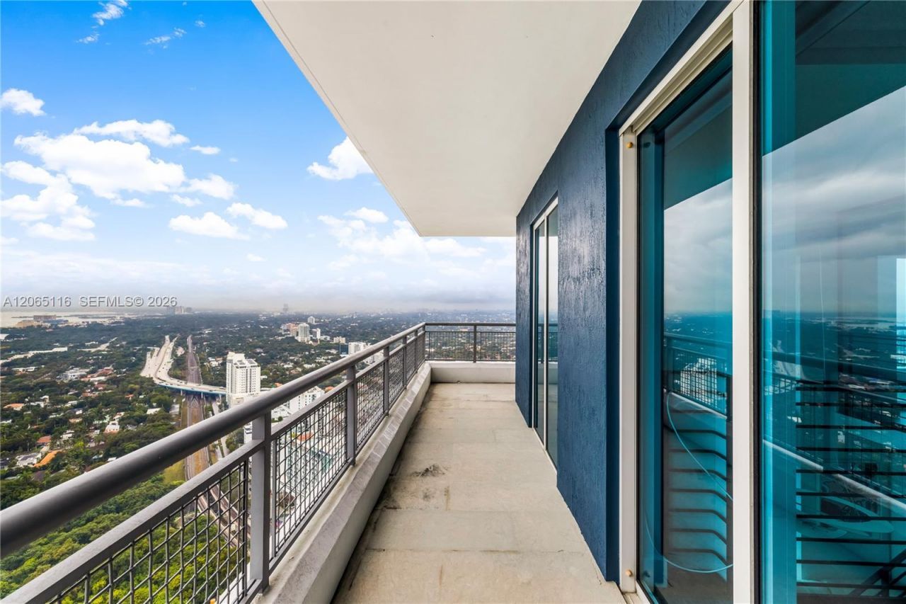 60 SW 13th St , Unit 4001, Miami, FL 33130 Photo