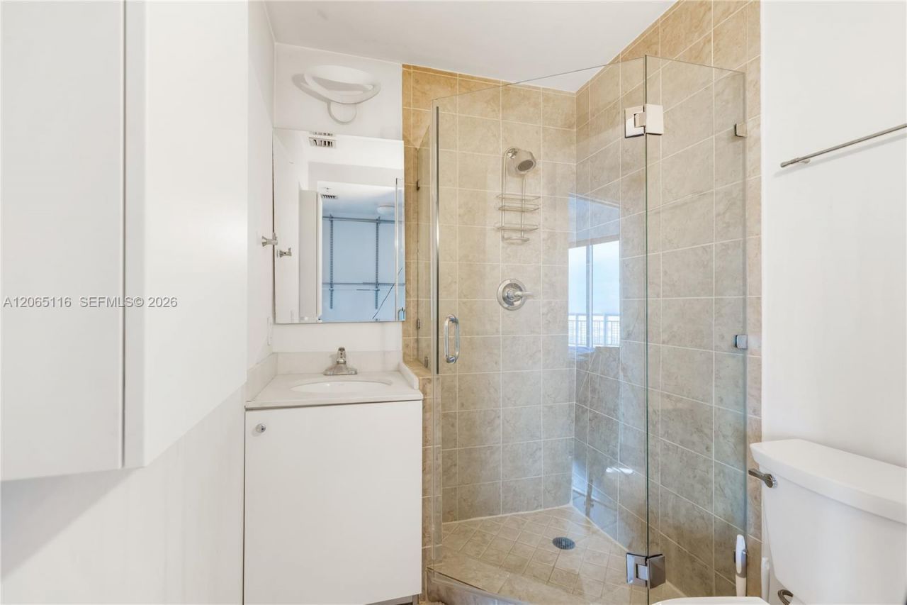 60 SW 13th St , Unit 4001, Miami, FL 33130 Photo