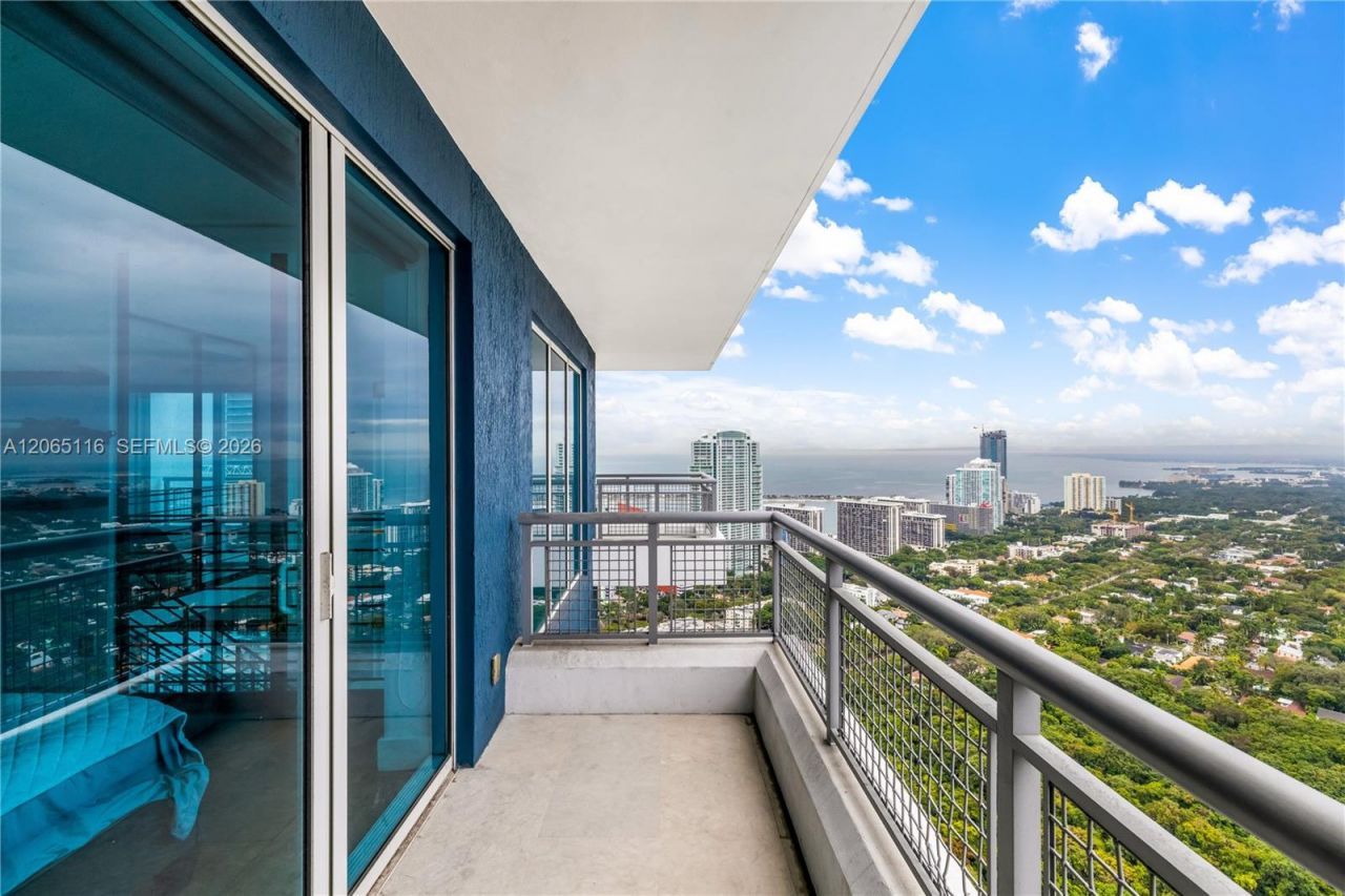 60 SW 13th St , Unit 4001, Miami, FL 33130 Photo