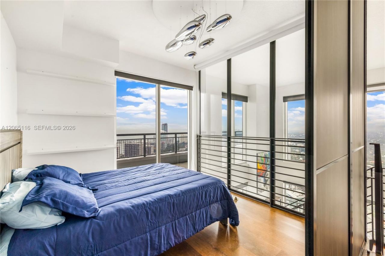 60 SW 13th St , Unit 4001, Miami, FL 33130 Photo