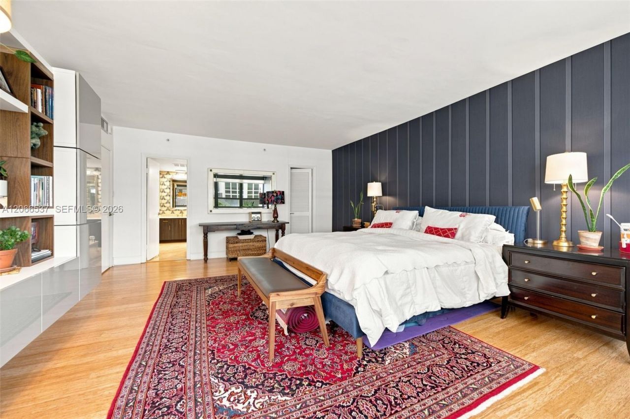 10205 Collins Ave , Unit 206, Bal Harbour, FL 33154 Photo