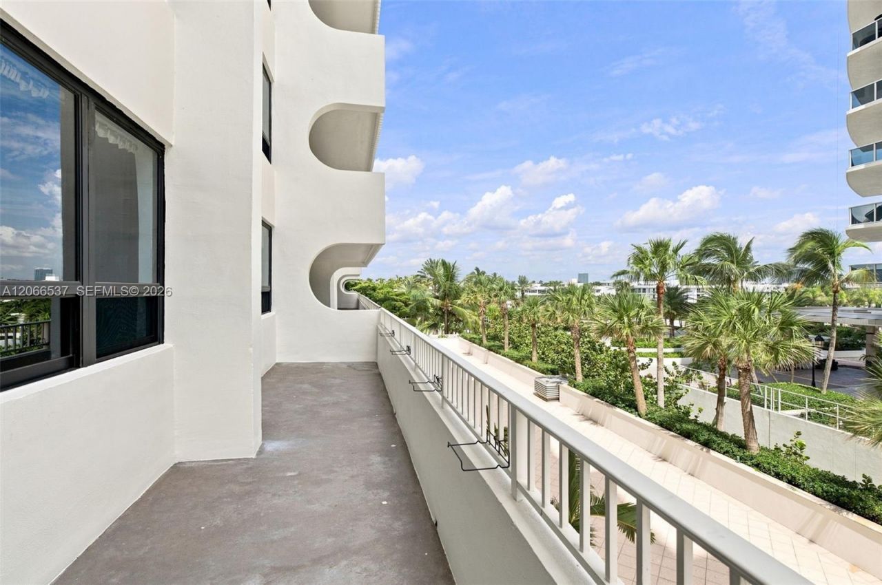 10205 Collins Ave , Unit 206, Bal Harbour, FL 33154 Photo