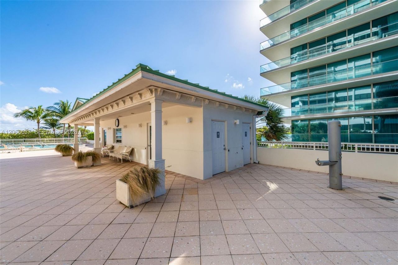 10205 Collins Ave , Unit 206, Bal Harbour, FL 33154 Photo