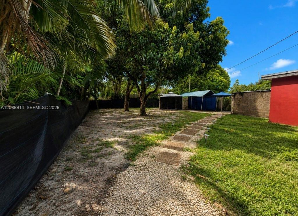 1650 NW 123rd St, North Miami, FL 33167 Photo