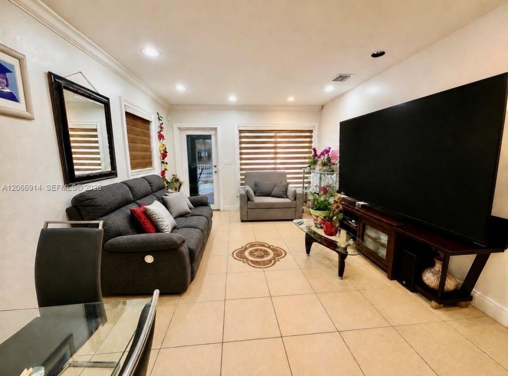1650 NW 123rd St, North Miami, FL 33167 Photo