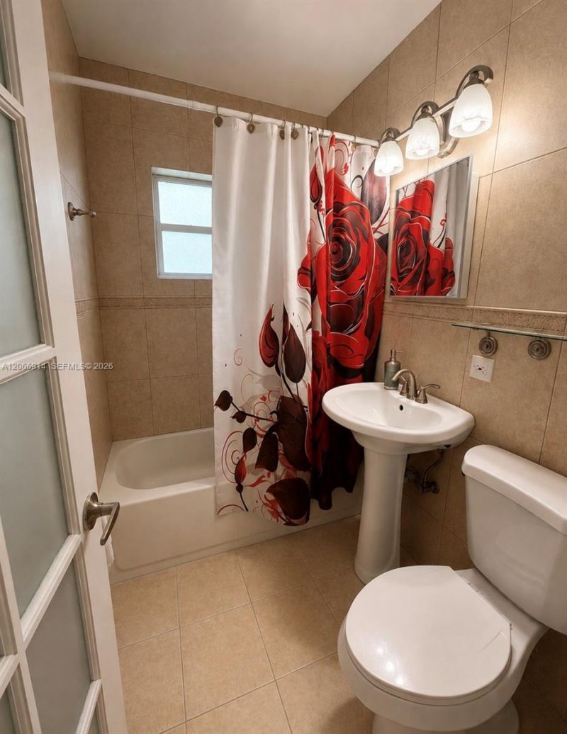 1650 NW 123rd St, North Miami, FL 33167 Photo